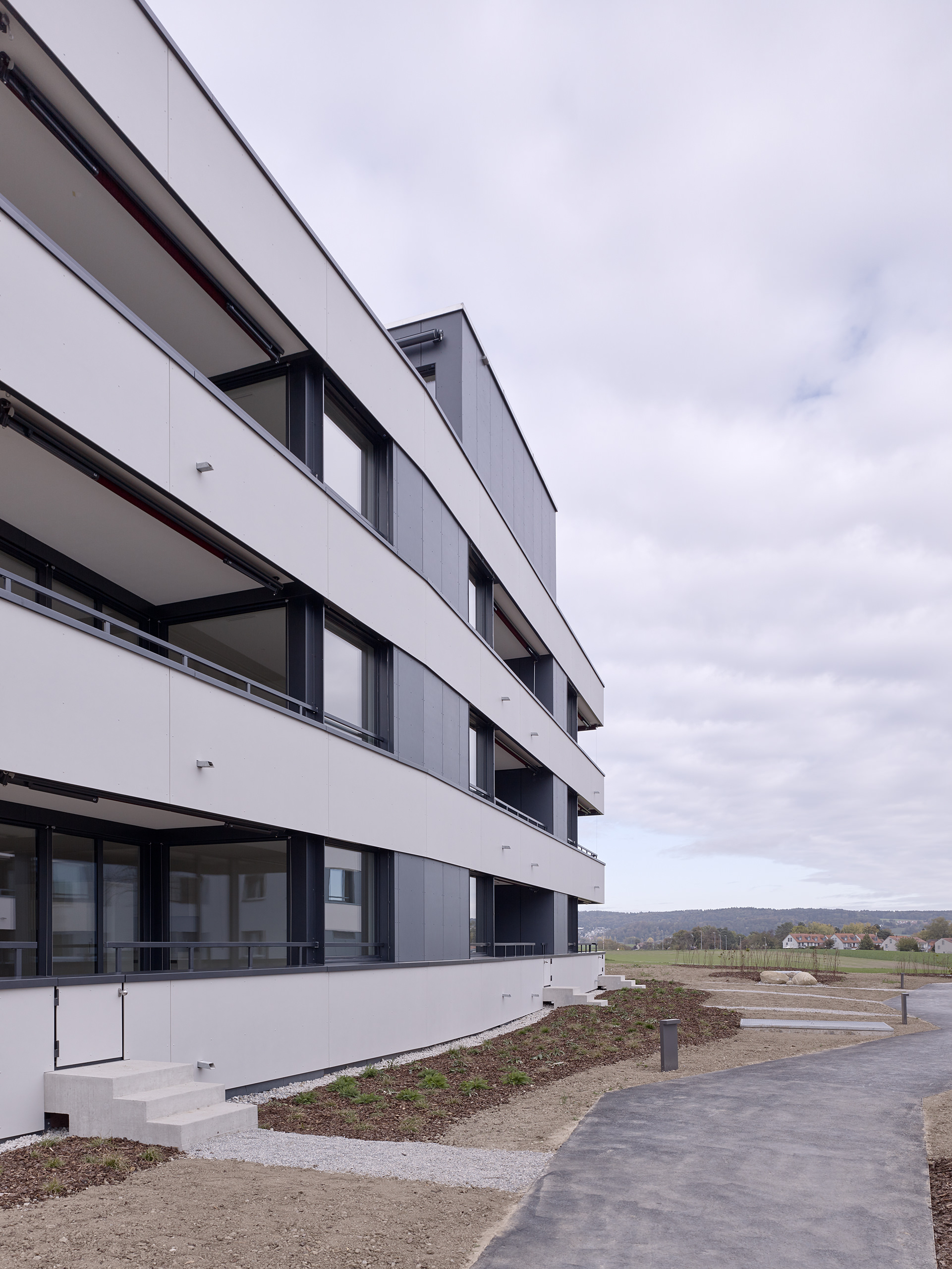 E18686 Alpa 080252 SCREEN